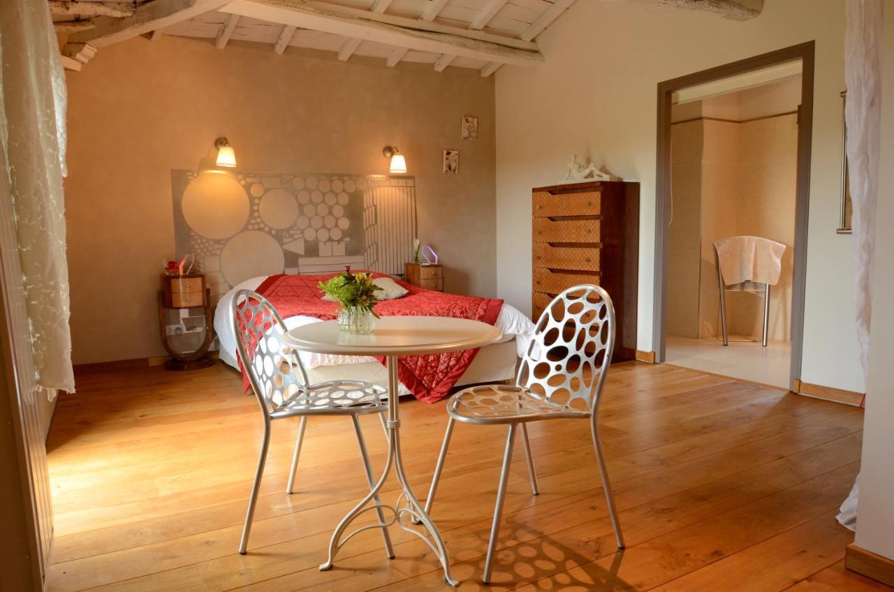 Chambres D'Hotes Au Gite De La Pommeraie Landeronde 外观 照片